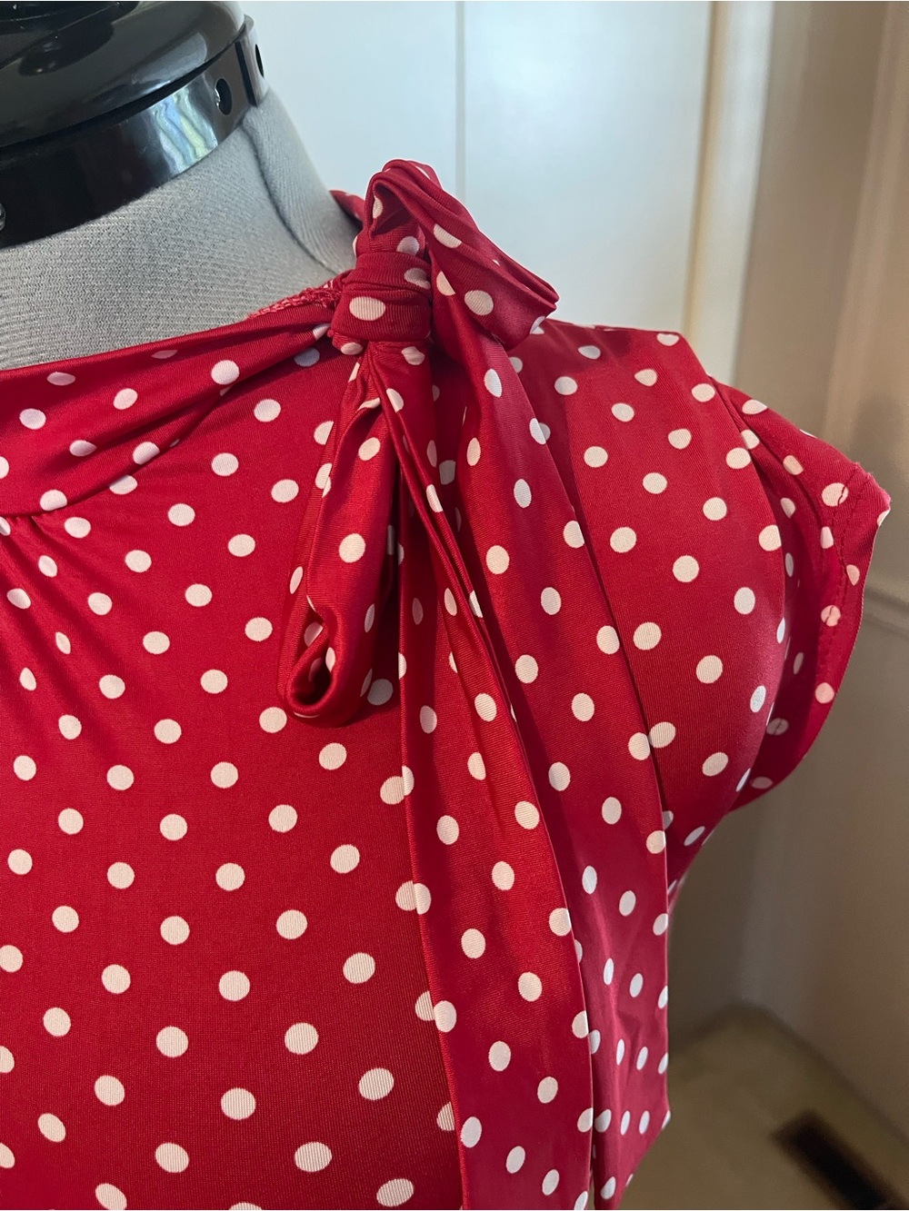 Read Description! Set of 6!!!!! Retrolicious/ Folter Bombshell Dresses - Picture 3 of 6